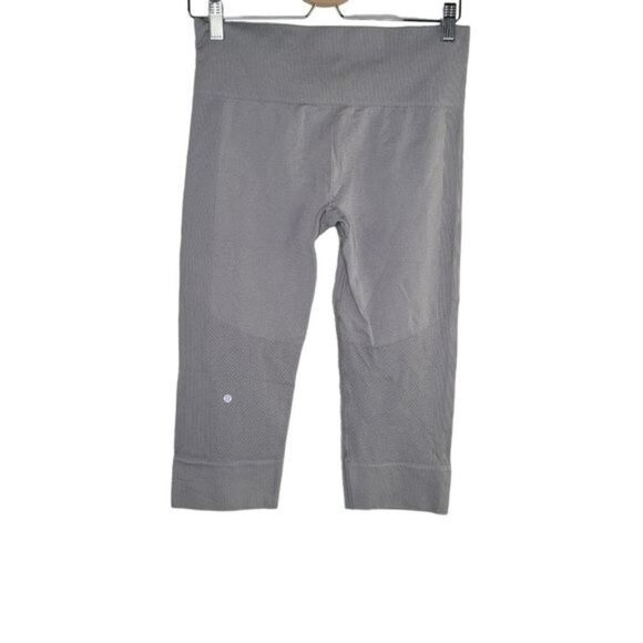 Lululemon compression capri gray leggings Size 6 - Picture 1 of 8